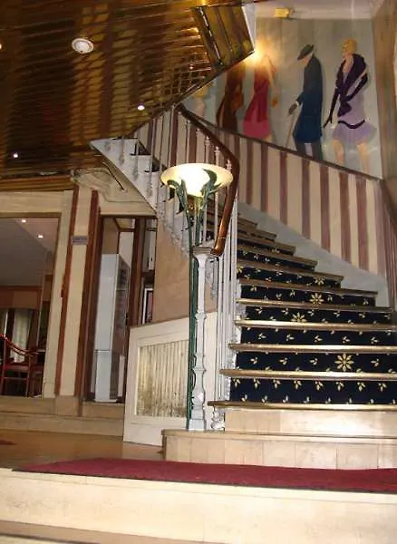 Montmartrois Hotel Paris 2*,  France